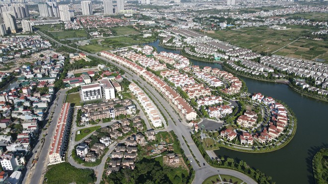 Phát triển hạ tầng và đô thị hóa